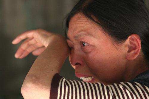 chinese-woman-crying
