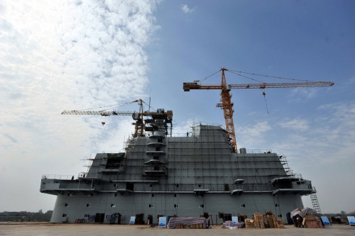 Chinese-concrete-aircraft-carrier-in-wuhan-06