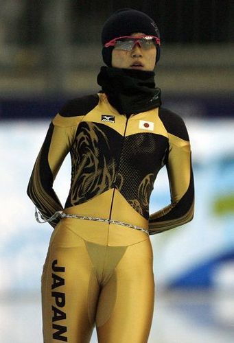 Japanese speed-skater Miho Takagi wearing black g-string underwear at 2010 Vancouver Winter Olympics