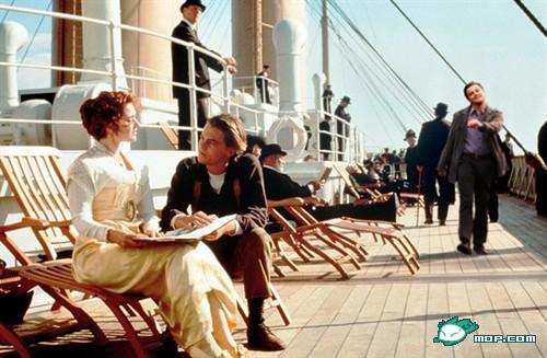 Leo DiCaprio "strutting" photoshop: Titanic.