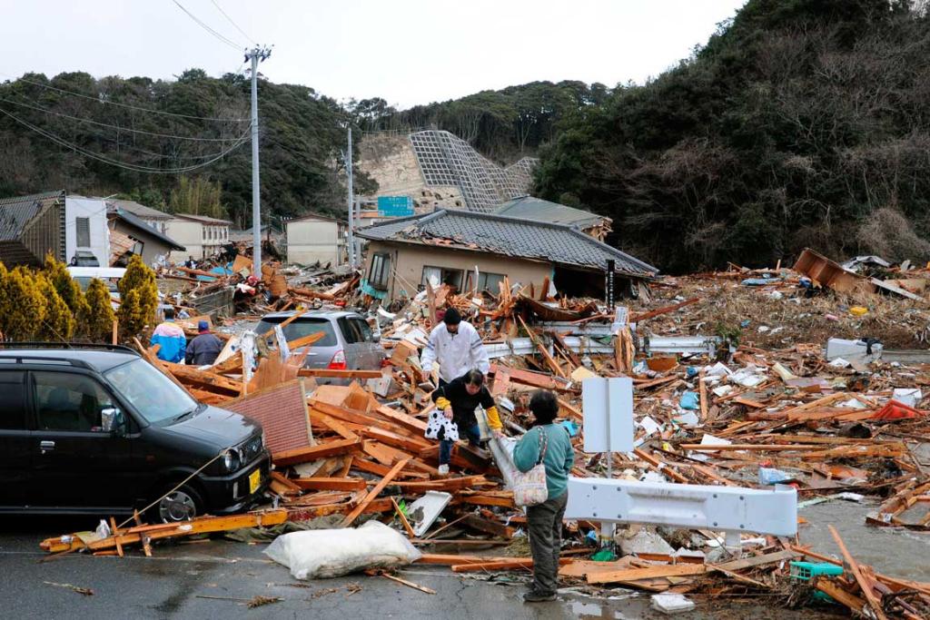 japan earthquake 2011 damage. 2011 Japan Tohoku Earthquake,