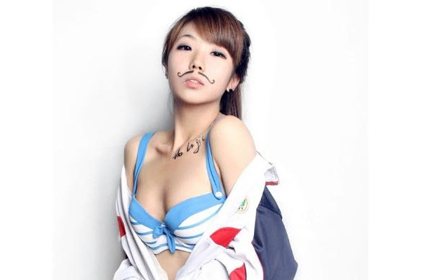 12 nude girls in Changchun