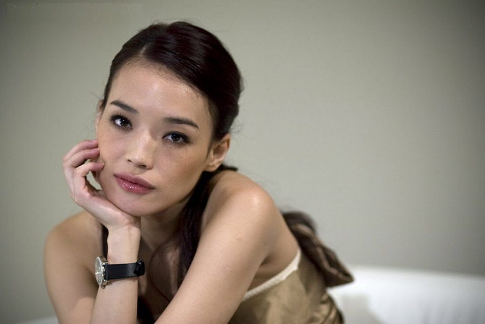 Shu Qi Deletes Weibo Microblog After Chinese Netizens 